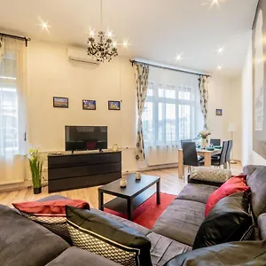 real-apartments-anker.inbudapesthotels.com/